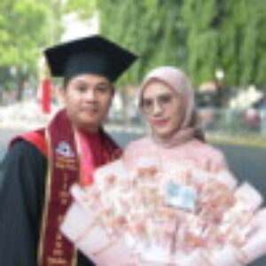 Profile photo of Thania Vanessa